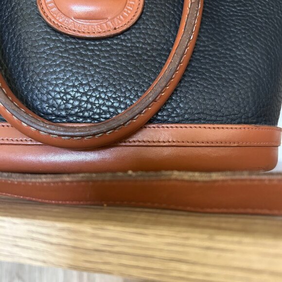 Dooney and Bourke Norfolk Shoulder Bag/Satchel Black & Tan USA Vintage Classic - Picture 11 of 16